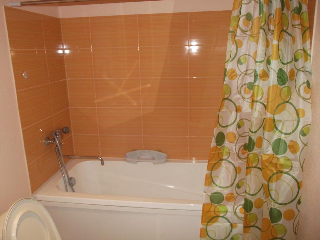 Petera Apartaments Ventspils Phòng bức ảnh